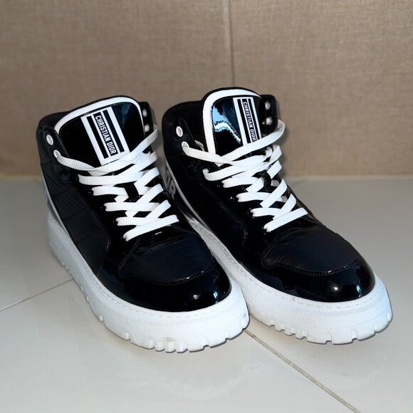 B23 Christian Dior Black And White Sneakers Christian Dior B23